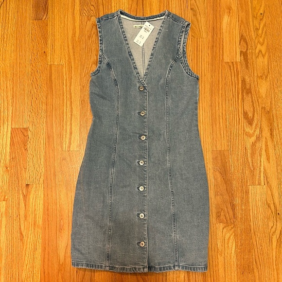 NWT Abercrombie & Fitch Denim Button Up Dress Light Wash Size Small - Picture 4 of 7